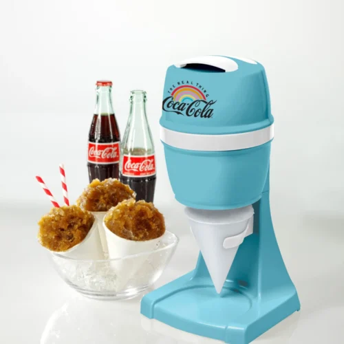 Coca-Cola Peace & Harmony Shave Ice & Snow Cone Maker -Nostalgia Food CKPHESHVICE2DB 01 scaled