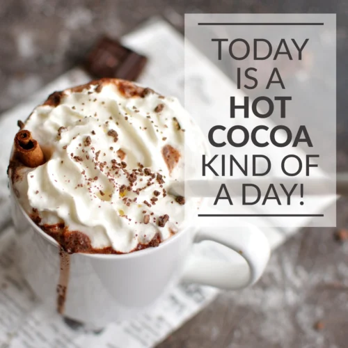 Retro 32-Ounce Hot Chocolate, Milk Frother, Cappuccino, Mocha, Latte Maker And Dispenser -Nostalgia Food HCM700RETRORED 07 scaled