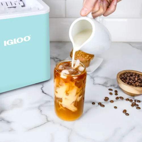 IGLOO® 26-Pound Automatic Self-Cleaning Portable Countertop Ice Maker Machine With Handle, Aqua -Nostalgia Food IGLICEB26HNAQ DL 26LBIceMakerWithHandle Pour scaled