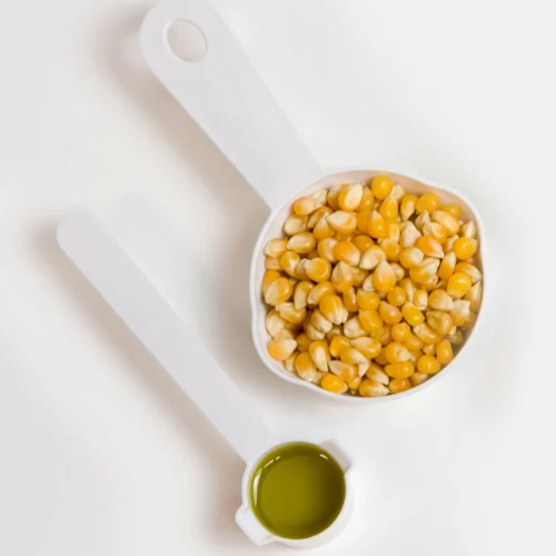 Vintage 10 Cup Table-Top Popcorn Maker, White And Red -Nostalgia Food NKPTT25RW 06