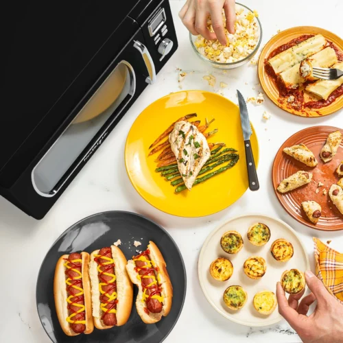 Mid-Century Retro 0.9 Cu. Ft. Microwave, Black -Nostalgia Food NMCMO9FTBK6A 02 AboveShot