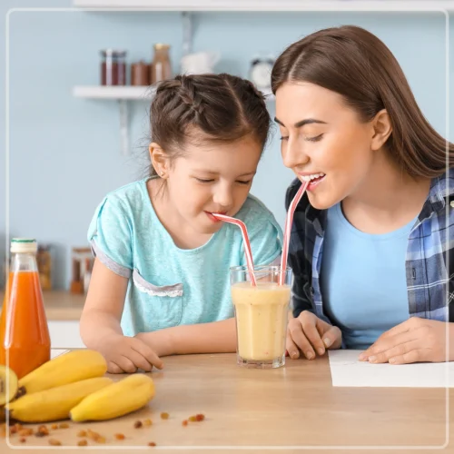 2-Speed Milkshake Maker And Drink Mixer -Nostalgia Food NMLKS100BL feature 04 scaled