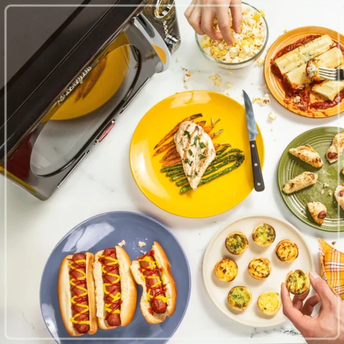 Retro 1.1 Cu Ft 1000 Watt Microwave Oven -Nostalgia Food NRMO11BK 02 scaled