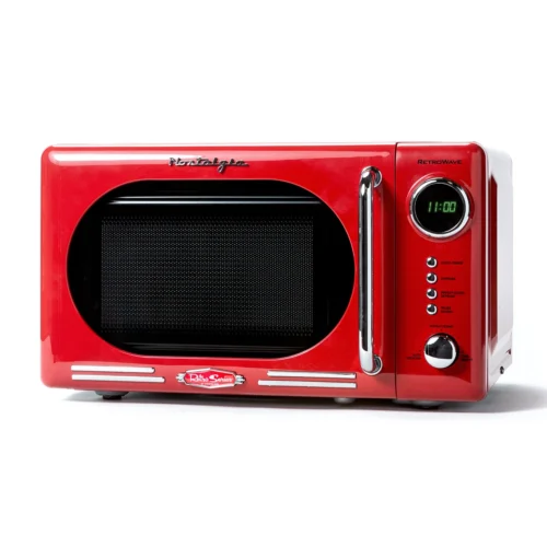 Retro 0.7 Cubic Foot 700-Watt Countertop Microwave Oven - Retro Red