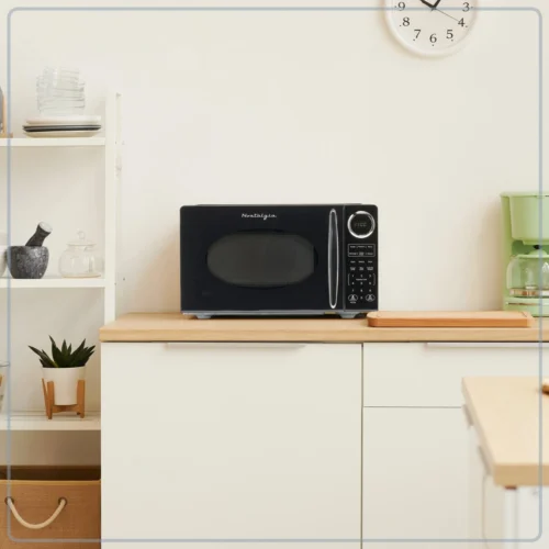 Retro 0.9 Cubic Foot Countertop Microwave Oven, Black -Nostalgia Food NRMOGZ9BK6A 05 KitchenLifestyle scaled