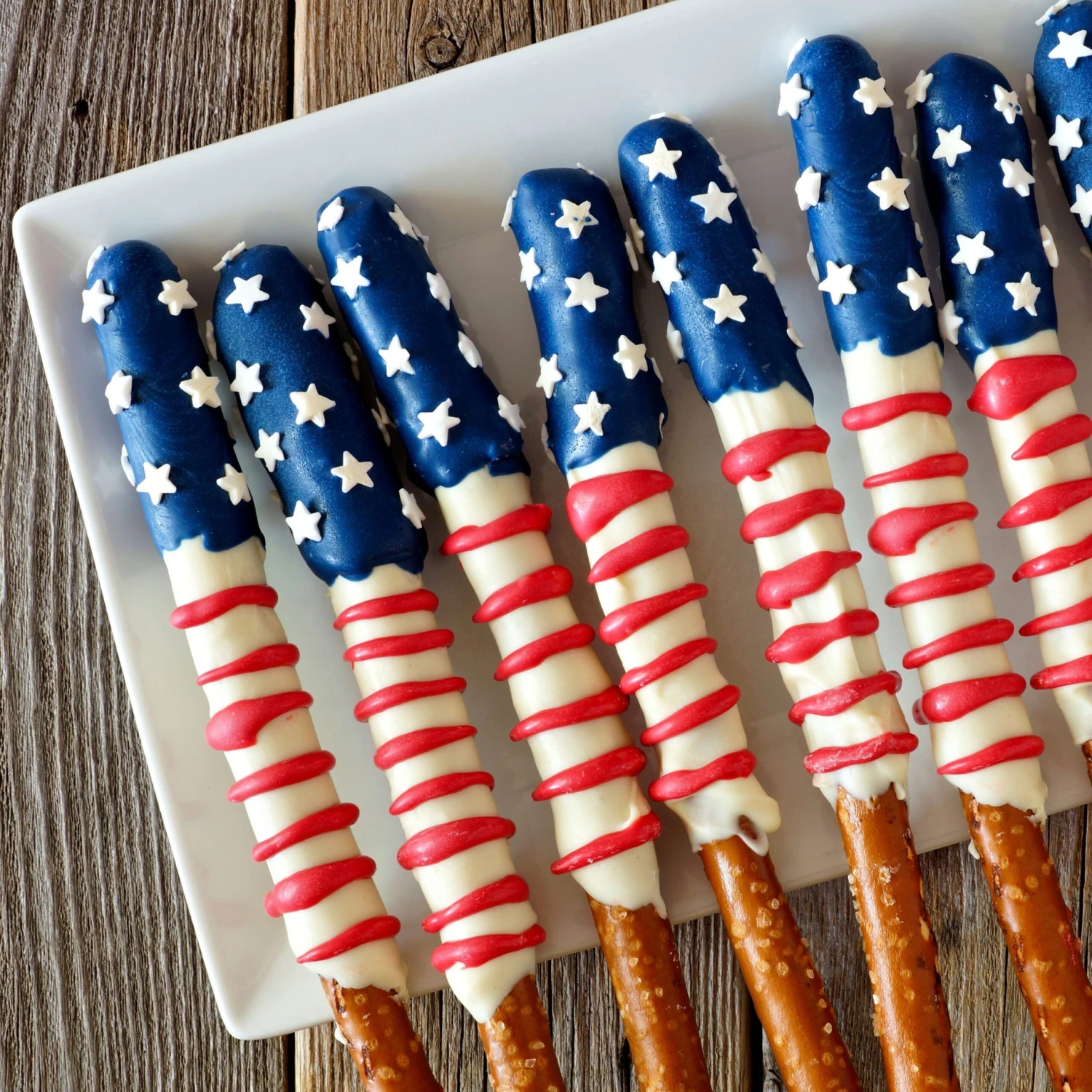 2-Pound Stainless Steel Cascading Fondue Fountain 2 2-Pound Stainless Steel Cascading Fondue Fountain - Image 2